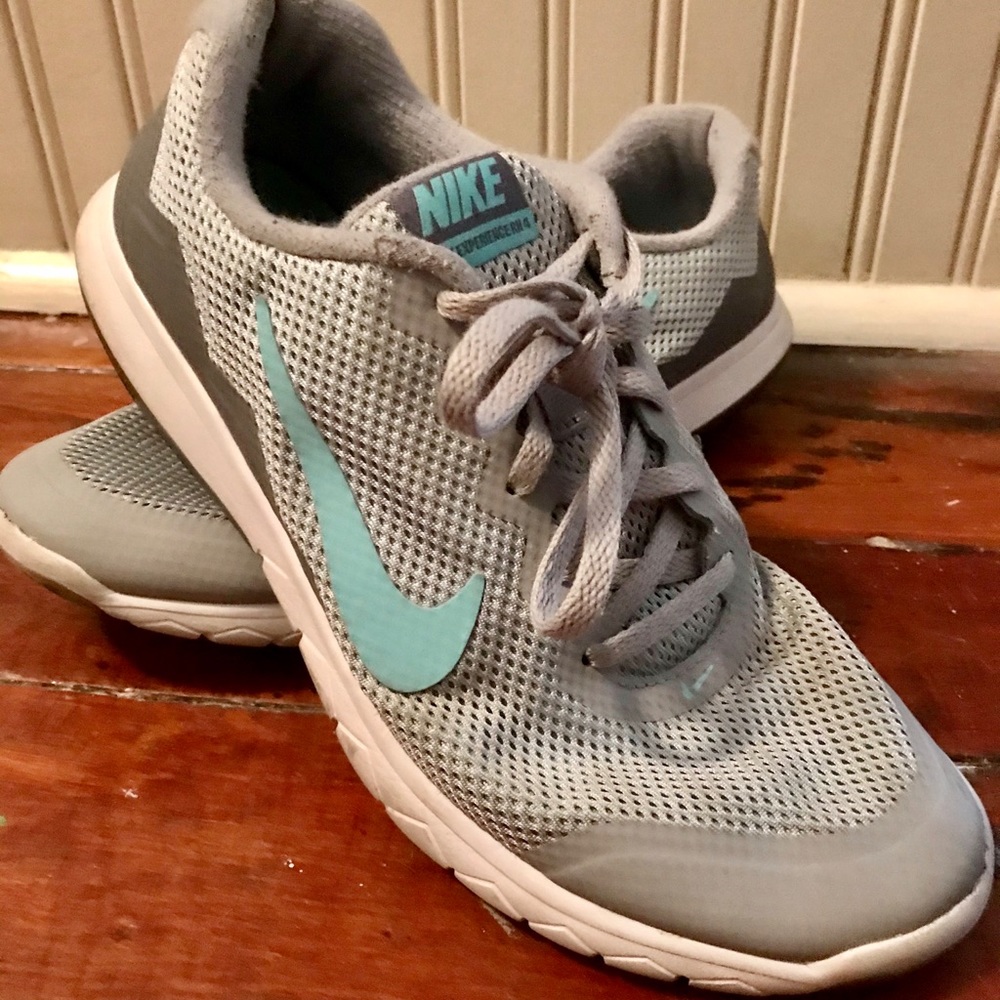 Nike Free Experience 4